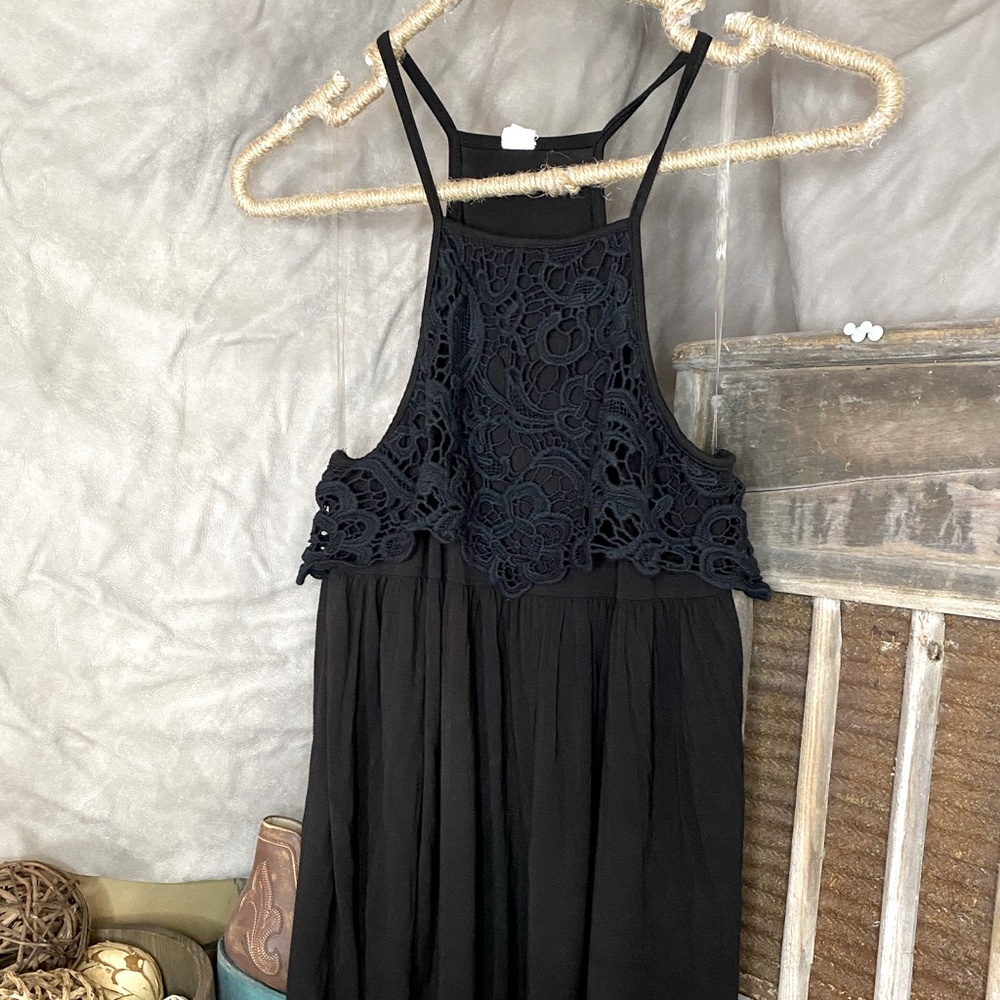 Boutique Lace Razorback Top
